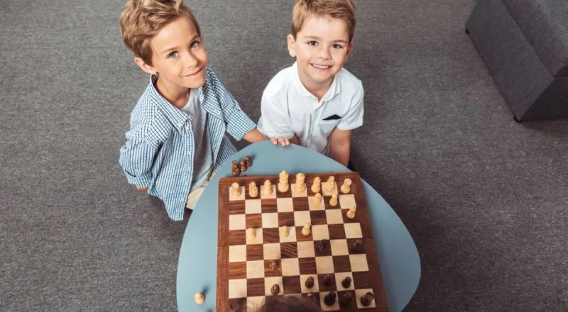 Se debe enseñar ajedrez en las escuelas